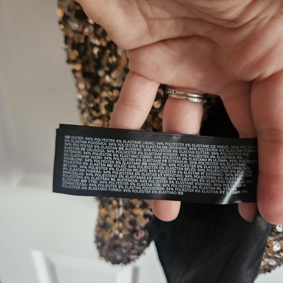 Ever New Gold Long Sleeve Dress with Elegant Design Christmas New Years Party - Picture 8 of 11